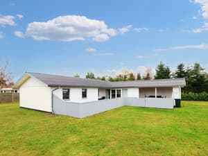 thumbnail: Exterior