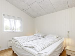 thumbnail: Interior