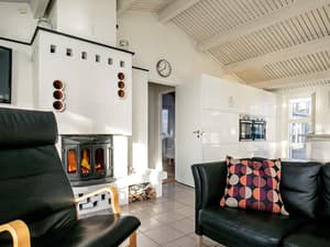 thumbnail: Interior