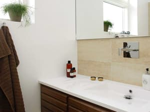 thumbnail: Interior