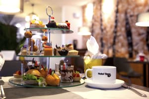 thumbnail: Coffee shop