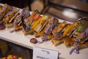 thumbnail: Buffet