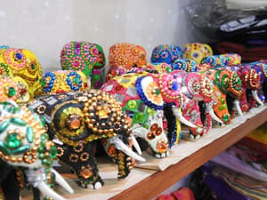 thumbnail: Gift shop