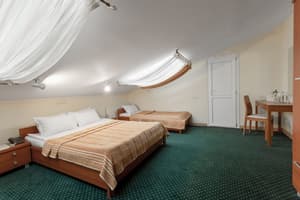thumbnail: In-room dining
