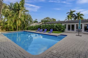 thumbnail: Pool