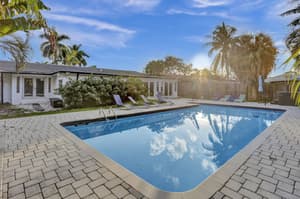 thumbnail: Sundeck
