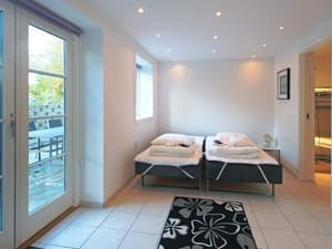 thumbnail: Interior
