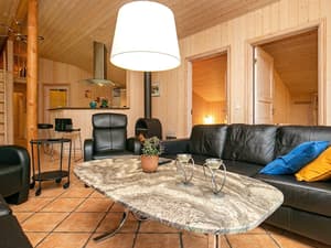 thumbnail: Interior