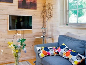 thumbnail: Living area
