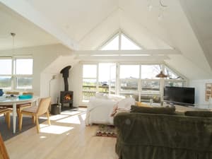 thumbnail: Interior
