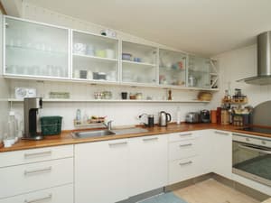 thumbnail: Interior