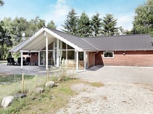 thumbnail: Exterior