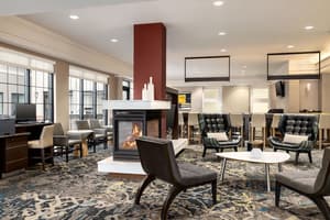 thumbnail: Lobby lounge