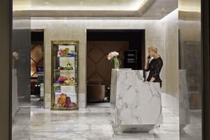 thumbnail: Concierge desk
