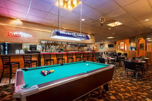 thumbnail: Bar (on property)