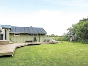 thumbnail: Exterior