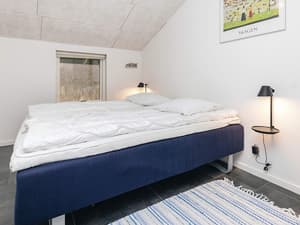 thumbnail: Interior