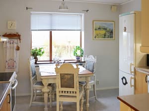thumbnail: Interior