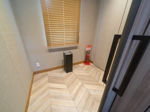 thumbnail: Interior
