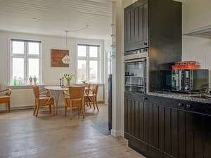 thumbnail: Interior