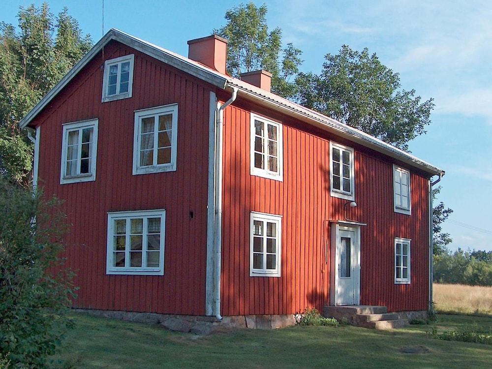 Primary image