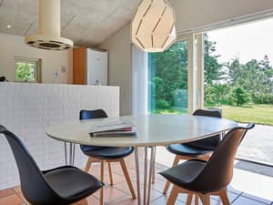 thumbnail: Interior
