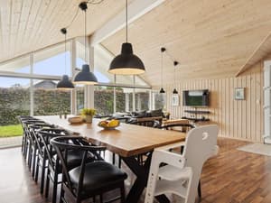 thumbnail: Interior