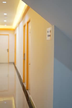 thumbnail: Hallway