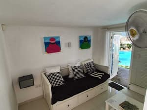 thumbnail: Living room