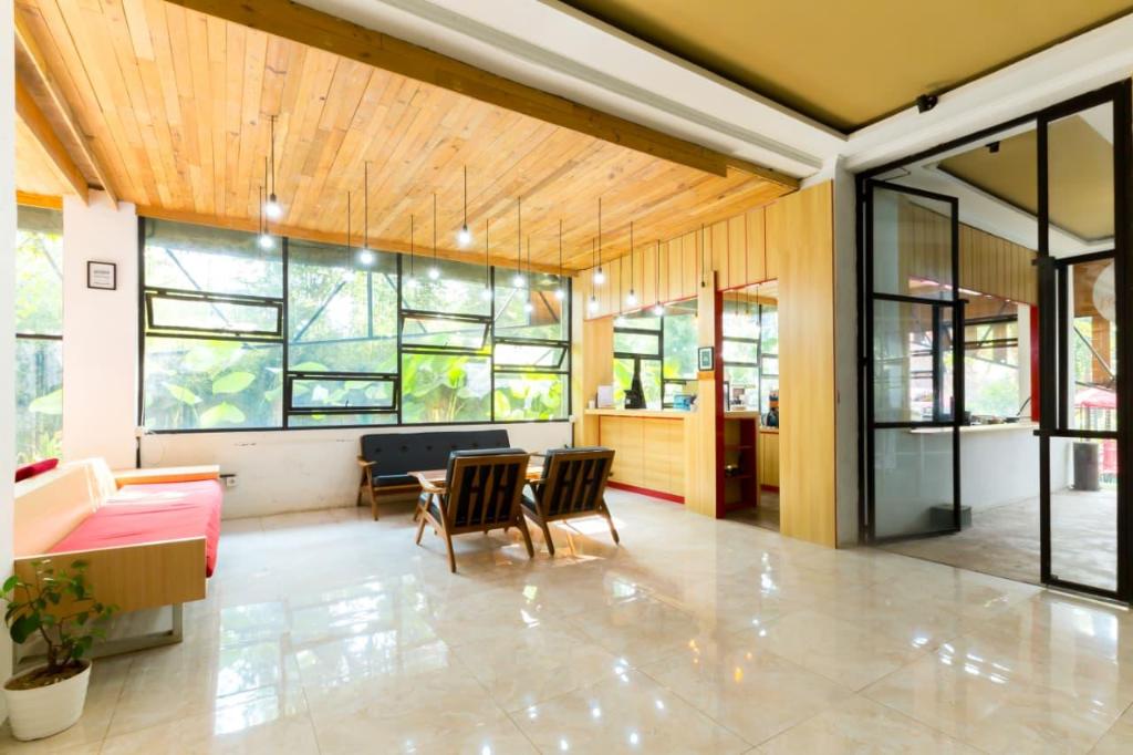 95695e608aae9e99ad7b0e8db170ee9a.jpeg