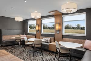 thumbnail: Lobby sitting area