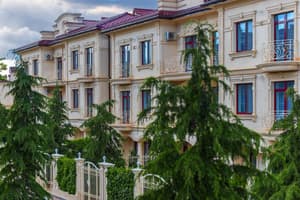 thumbnail: Exterior