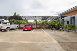 thumbnail: Parking