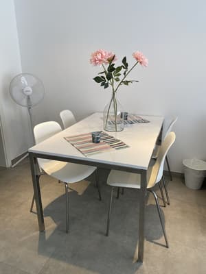 thumbnail: In-room dining