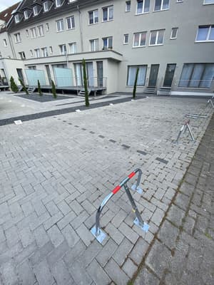 thumbnail: Exterior