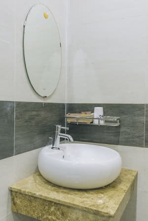 thumbnail: Bathroom sink
