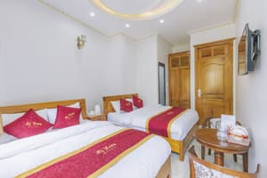 thumbnail: Room