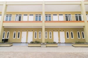 thumbnail: Exterior detail
