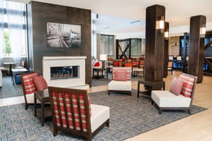 thumbnail: Bar (on property)