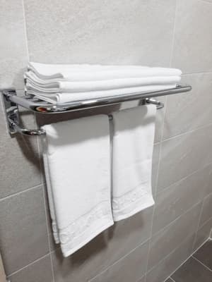 thumbnail: Bathroom amenities