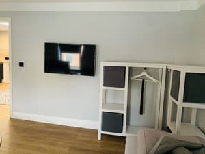 thumbnail: Room