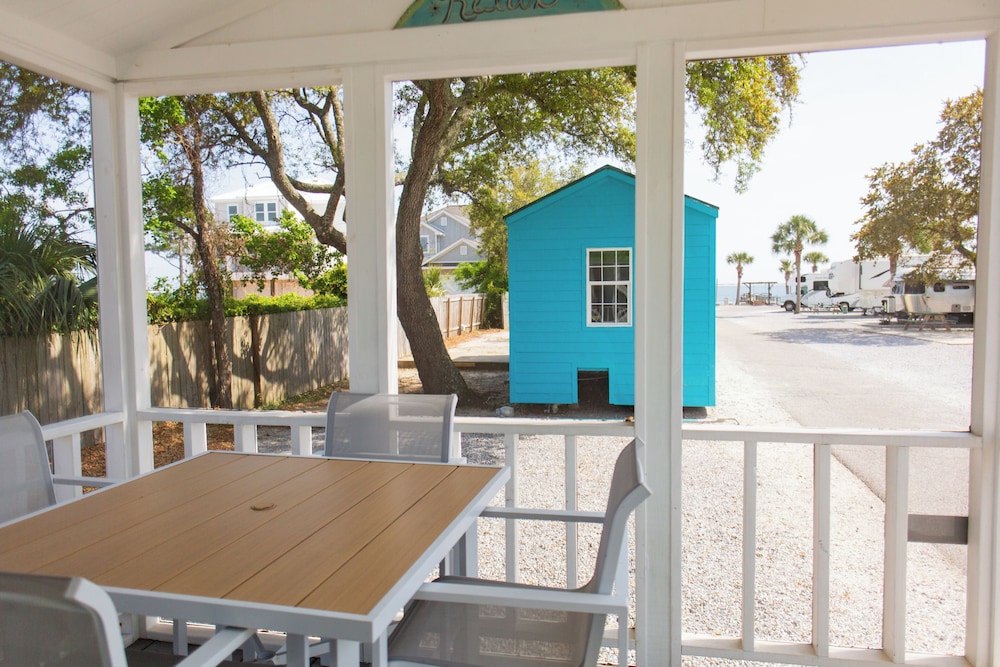 Beach/ocean view