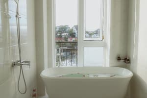 thumbnail: Bathroom