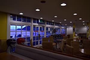 thumbnail: Restaurant