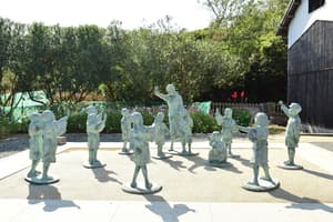 thumbnail: Children's play area - outdoor