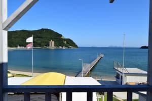 thumbnail: Balcony view
