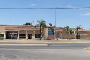 thumbnail: Front of property