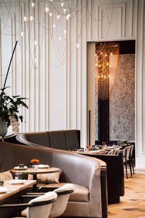 thumbnail: Restaurant
