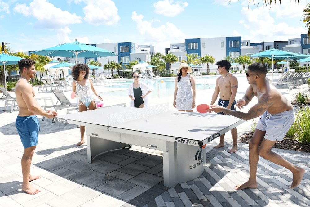 Sundeck