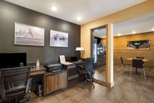 thumbnail: Business center